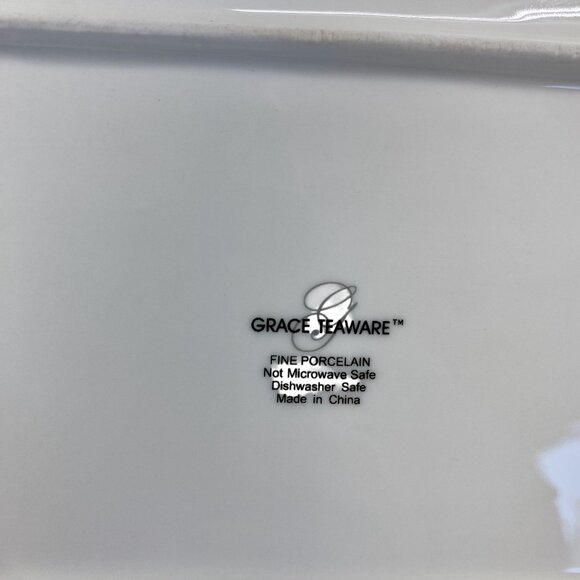 Christmas Toile Pattern Serving Tray Vintage Retro Ceramic Platter with Handles - Picture 7 of 7